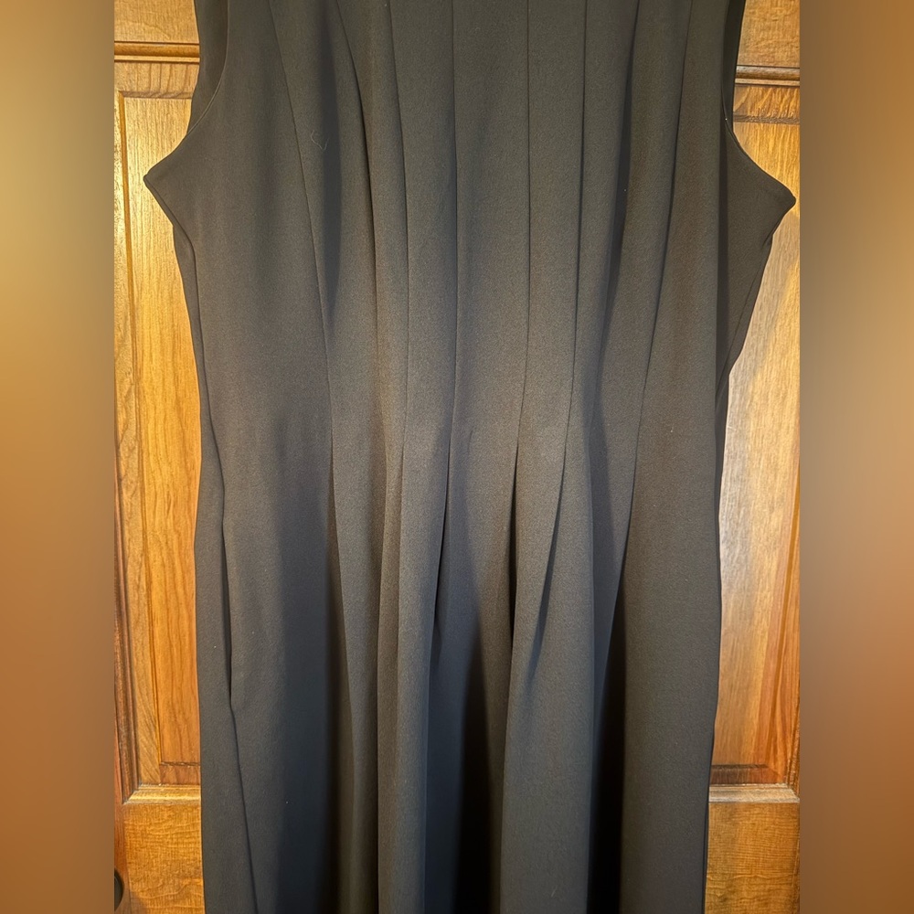 Anne Klein Elegant Pleated Black Sleeveless Dress Little Black Dress - Picture 5 of 12